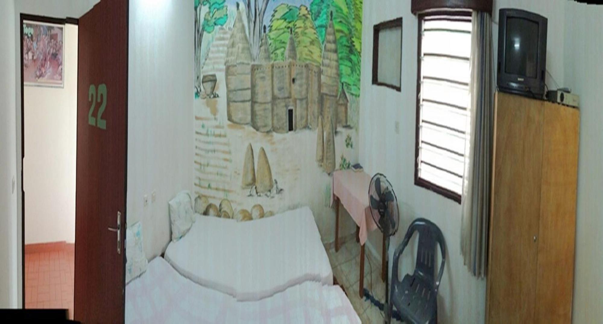 Hotel Marie Antoinette Lomé Kamer foto