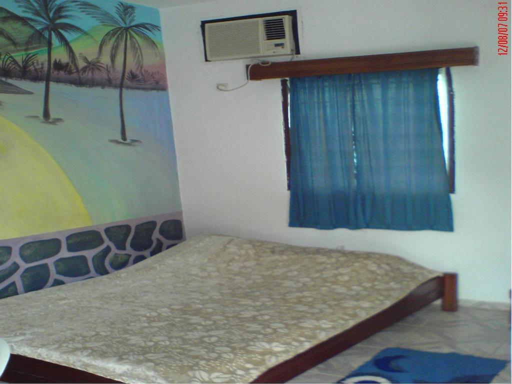 Hotel Marie Antoinette Lomé Kamer foto
